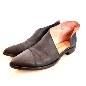 Like New! Free People Royale Flat Leather Loafer Asymmetrical SlipOn Pointed Toe